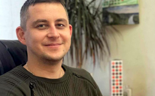 Маріуполець Віталій Васильченко втратив дружину через війну, але віра в Перемогу його не залишила
