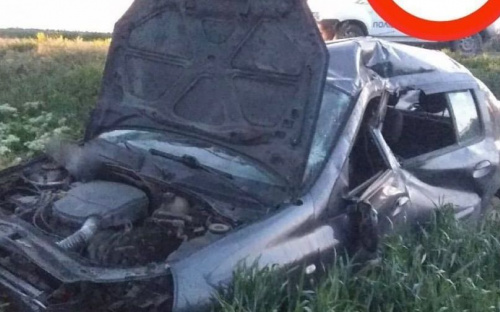 На трассе под Мариуполем перевернулся автомобиль