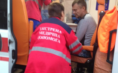 Утром в горящей квартире мариупольской пятиэтажки пожарные нашли мужчину (ФОТО)