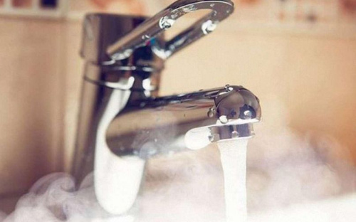 В двух районах Мариуполя отключат свет, в трех – воду