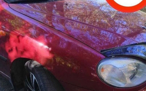 Мариупольский автомобилист наехал на ногу ребенку