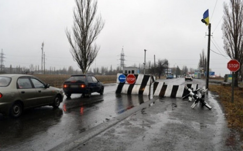 По дороге на Старокрымское кладбище в Мариуполе уберут блокпост