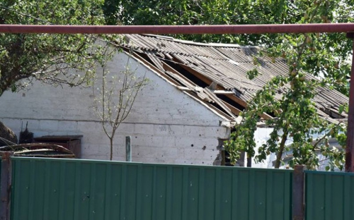 Под Мариуполем в Чермалыке  повреждено 30 домов (ФОТО)