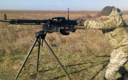 Под Мариуполем пограничники оттачивали стрельбу