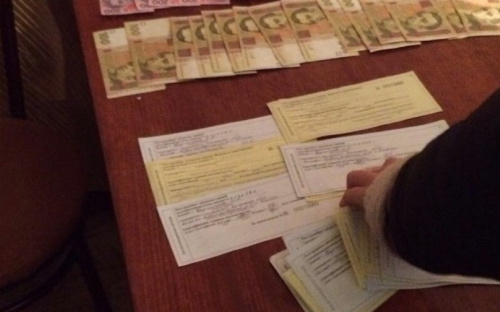 Под Мариуполем высокопоставленный ветеринар погорел на взятке (ФОТО)
