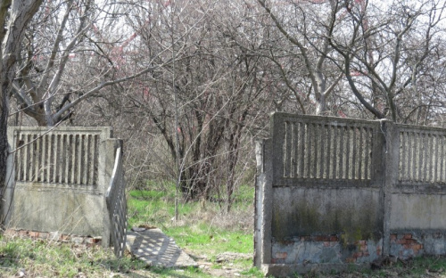  Телевышка, пережившая теракт в Мариуполе, осталась без защиты (ФОТОФАКТ)
