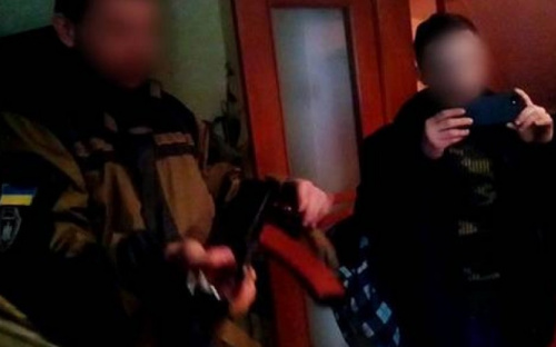 Полиция Донетчины проверяет, почему Парасюк разгуливал с оружием