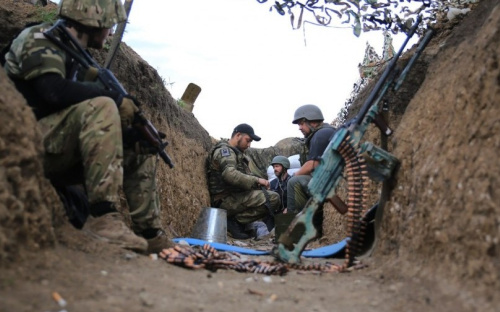 Позиции украинских военных в секторе «М» обстреляли 24 раза