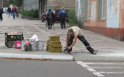 В Мариуполе около сорока пешеходных переходов станут комфортнее (ФОТОФАКТ)