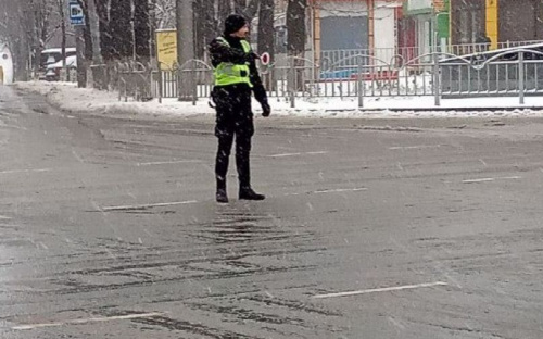 В центре Мариуполя не работают светофоры: движение усложнено (ФОТО)