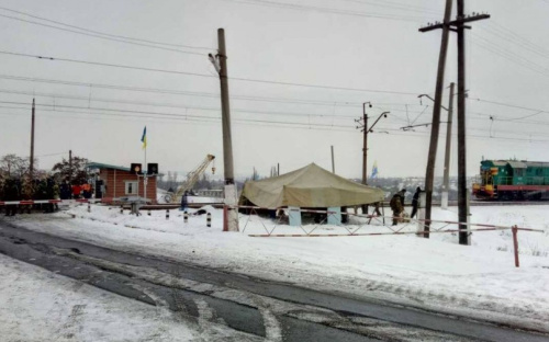 Призывы блокировать железную дорогу в Донецкой области продолжаются, - Аброськин