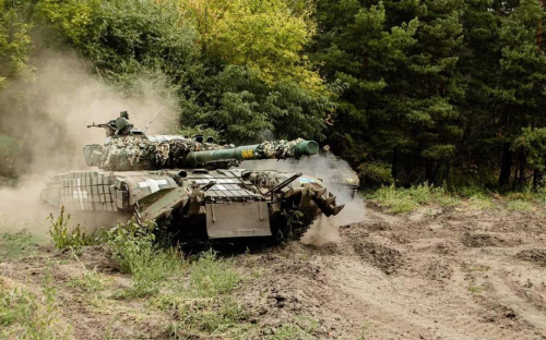 Сили оборони виснажують ворога на Мелітопольському та Бахмутському напрямках - карта