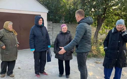 Улицы мариупольского поселка в темное время станут светлее и безопаснее