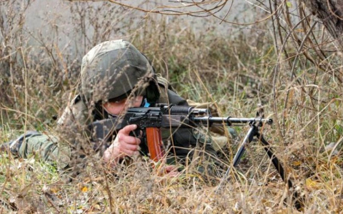 Под Мариуполем боевики открыли огонь. На Донбассе погибли двое украинских бойцов, еще один ранен