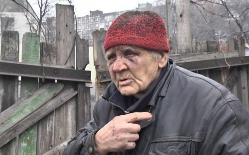 В Мариуполе неизвестный  избил  81-летнего пенсионера (ФОТО)