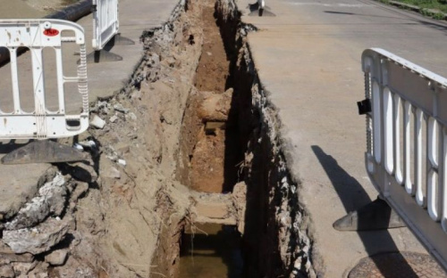 В историческом центре Мариуполя меняют «древний» водовод