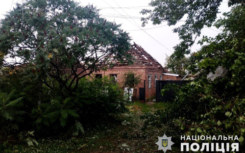 Росіяни нищать будинки мирних мешканців Донбасу та ставлять під загрозу життя цивільного населення