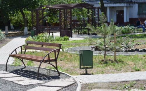Жители ОСМД в Мариуполе нашли способ экономить на электричестве в 6 раз (ФОТО)