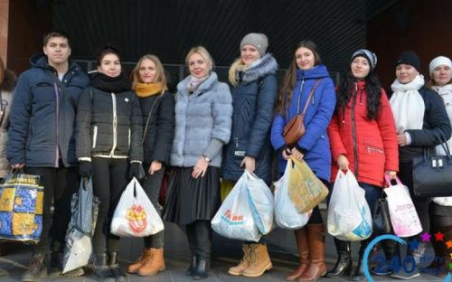 Мариупольские студенты инициировали сбор вещей для нуждающихся (ФОТО)