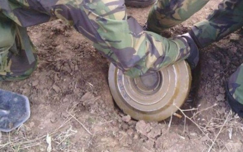 Вне зоны боевых действий в Донбассе участились подрывы людей и техники