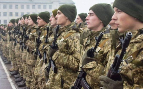 Больше 150 мариупольских резервистов отправились на сборы