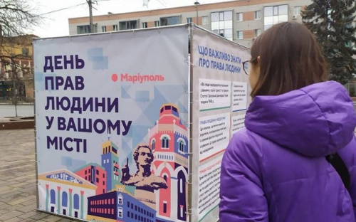 Свобода или достаток: что выбрали жители Донбасса согласно результатам опроса