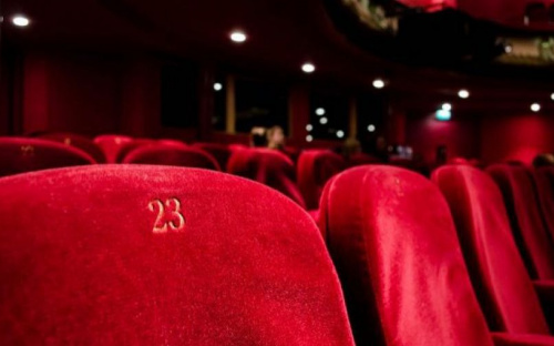 Премьера «Бритвы»: в театре Мариуполя покажут драму