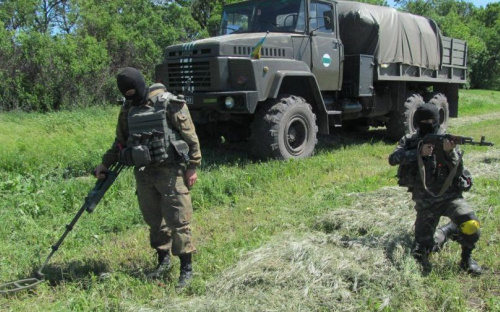 Под Мариуполем в Ломакино ВСУ устраняли смертельную опасность