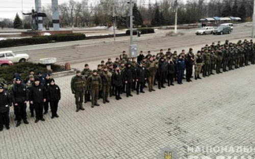 Для защиты мариупольцев вышли усиленные патрули (ФОТО)