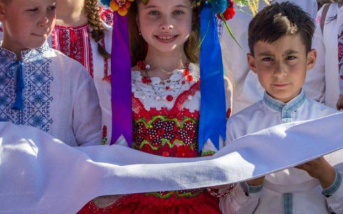 Украина отмечает День вышиванки