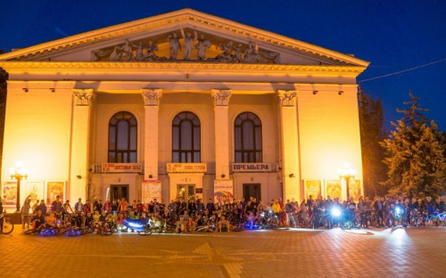 Велосипедисты за одну ночь объедут Мариуполь (ФОТО)