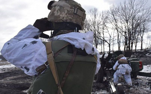 Боевики стреляют из гранатометов вблизи Мариуполя. На Донбассе ранен украинский боец
