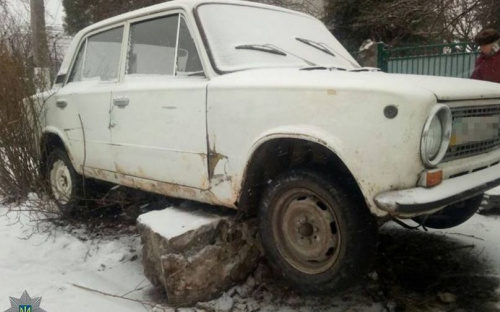 В Мариуполе трое водителей испугались ответственности за ДТП (ФОТО)