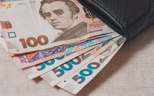 В июне украинцам пересчитают пенсии: кому поднимут выплаты?