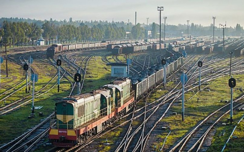 На Донетчине более 30 локомотивов переведут на светодиодное освещение