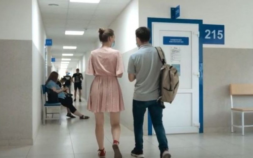 «ТутВарто будувати»: в Мариуполе показали современные поликлиники после реконструкции