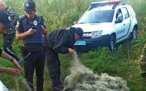Спецоперация силовиков на море в Мариуполе выявила более 100 нарушителей закона