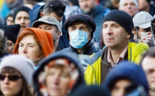 Коронавирус в Мариуполе: власти призывают к ответственности, патрульные штрафуют нарушителей карантина