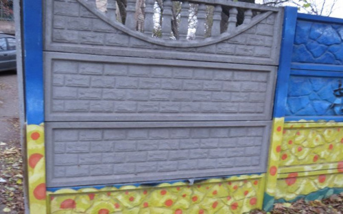 В Мариуполе устранены последствия акта вандализма на проспекте Нахимова (ФОТОФАКТ)