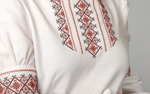 Мариупольцев научат изготавливать вышиванки своими руками (ФОТО)
