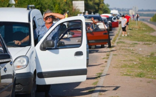 За сутки через КПВВ Донбасса линию разграничения пересекли 37,5 тыс. человек