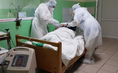 За сутки в Украине выявили более 13 тысяч пациентов с COVID-19
