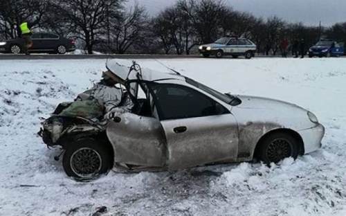 Вдова и дочь милиционера, предотвратившего теракт в Мариуполе, попали в ДТП (ФОТО)