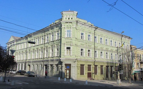 В Мариуполе ДК «Молодежный» превратят в «Отель Континенталь»