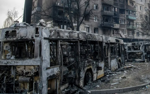 Бомбардував мирних у Маріуполі: російському генералу повідомлено про підозру