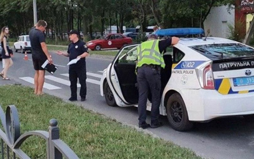 В вечернем Мариуполе произошли аварии: сбили 12-летнего ребёнка и пострадал велосипедист 