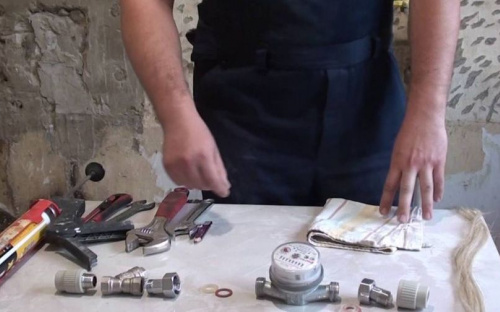 Мариупольцы могут устанавливать счетчики в своих домах без согласования с монополистами