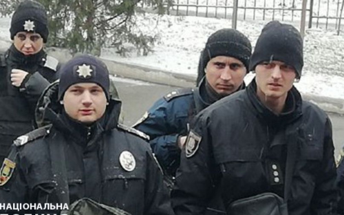 Выходные мариупольцев проходят под усиленным контролем (ФОТО)