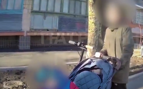 В Мариуполе женщина зашла в магазин и потеряла детей (ВИДЕО)