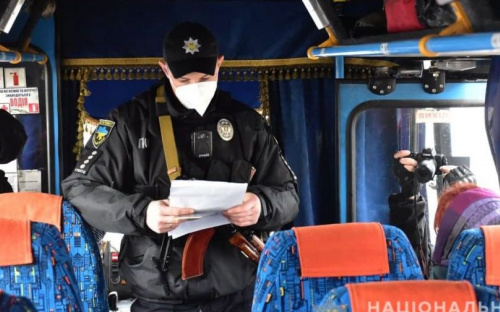 Десятки пассажиров межобластных автобусов на Донетчине выплатят крупные штрафы